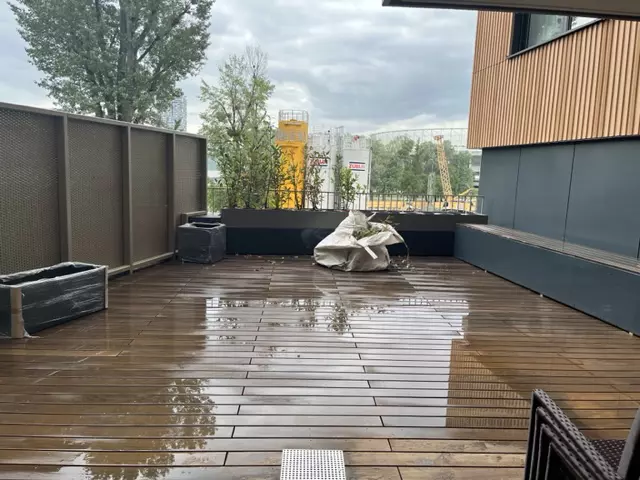 Terrasse im 23 Bezirk, Wien mit der Ausstattung aus hoeherem Qualitaet - volskyi-garden.at